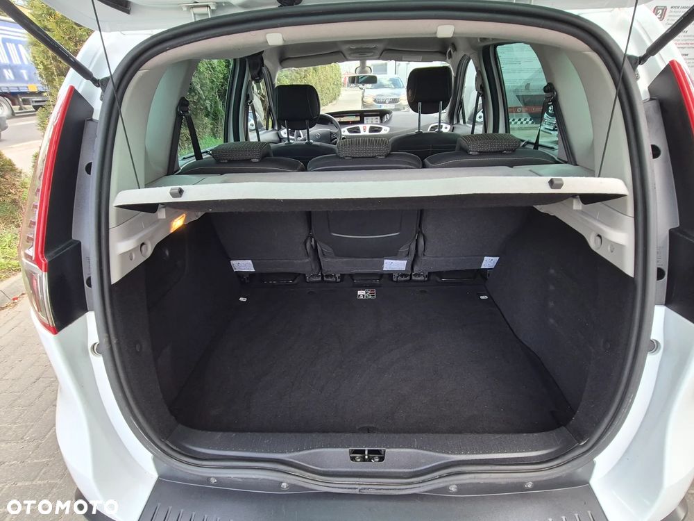 Renault Scenic 1.5 dCi Emotion - 27