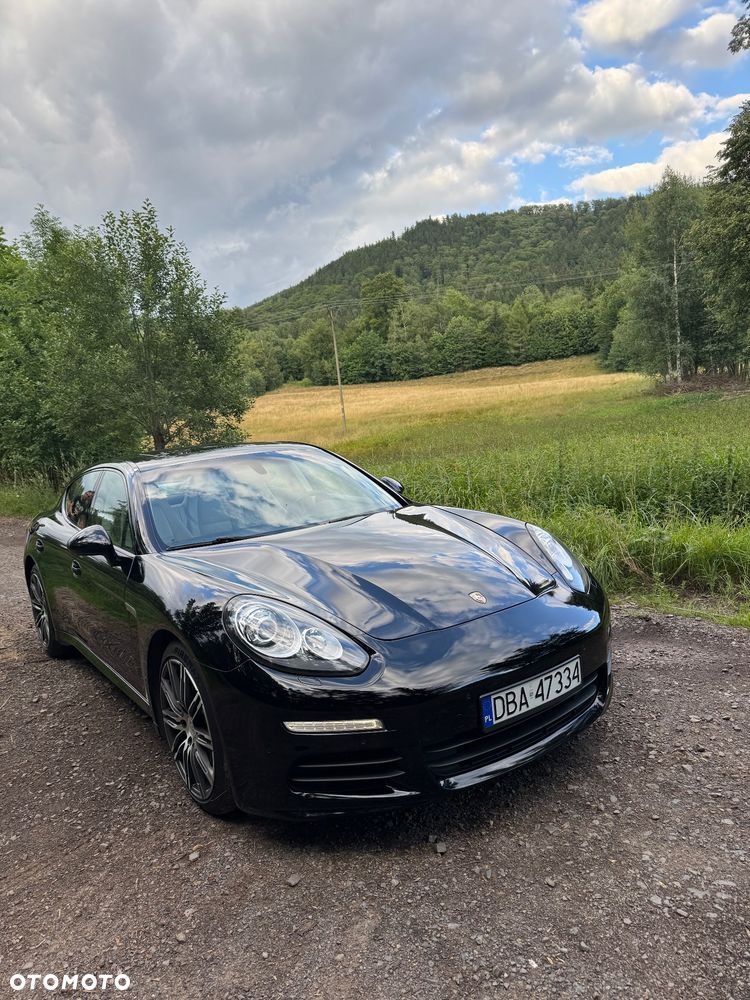 Porsche Panamera S - 2