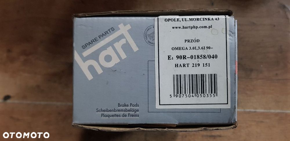 OPEL OMEGA A 3.0  KLOCKI HAMULCOWE PRZÓD HART - 3