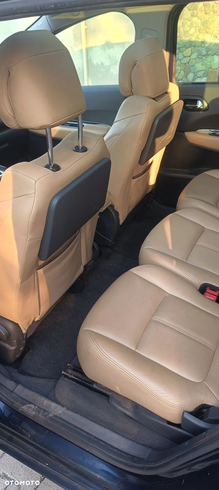 Peugeot 5008 1.6 HDi Premium - 3