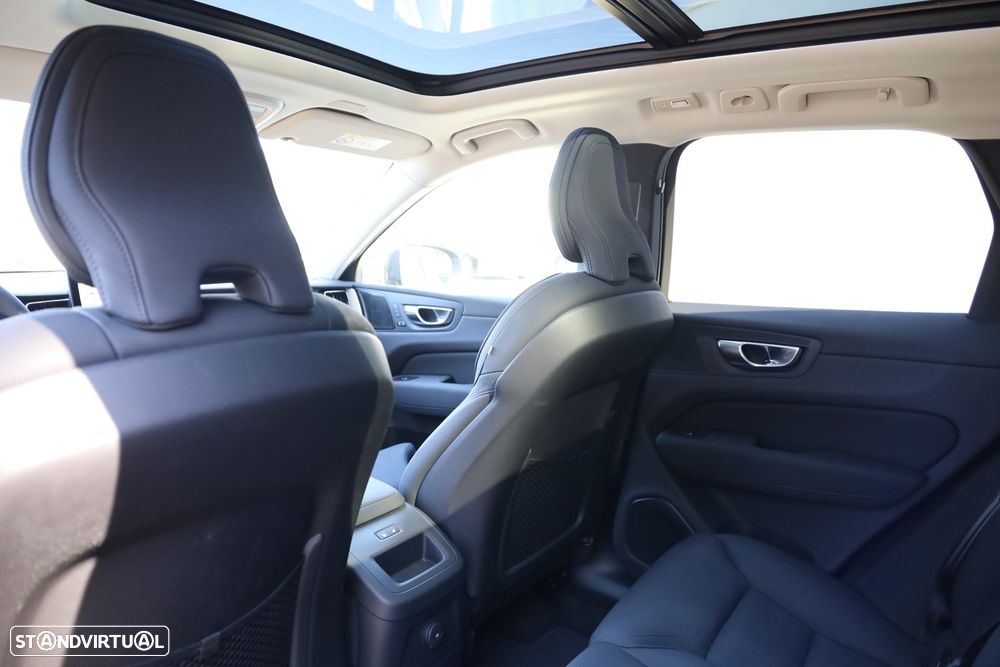 Volvo XC 60 T6 AWD Plus Bright - 14