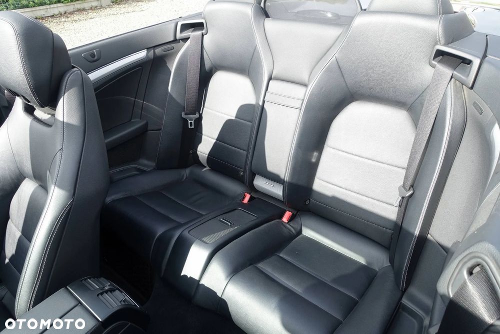 Mercedes-Benz Klasa E 350 CGI BlueEFFICIENCY 7G-TRONIC Avantgarde - 23