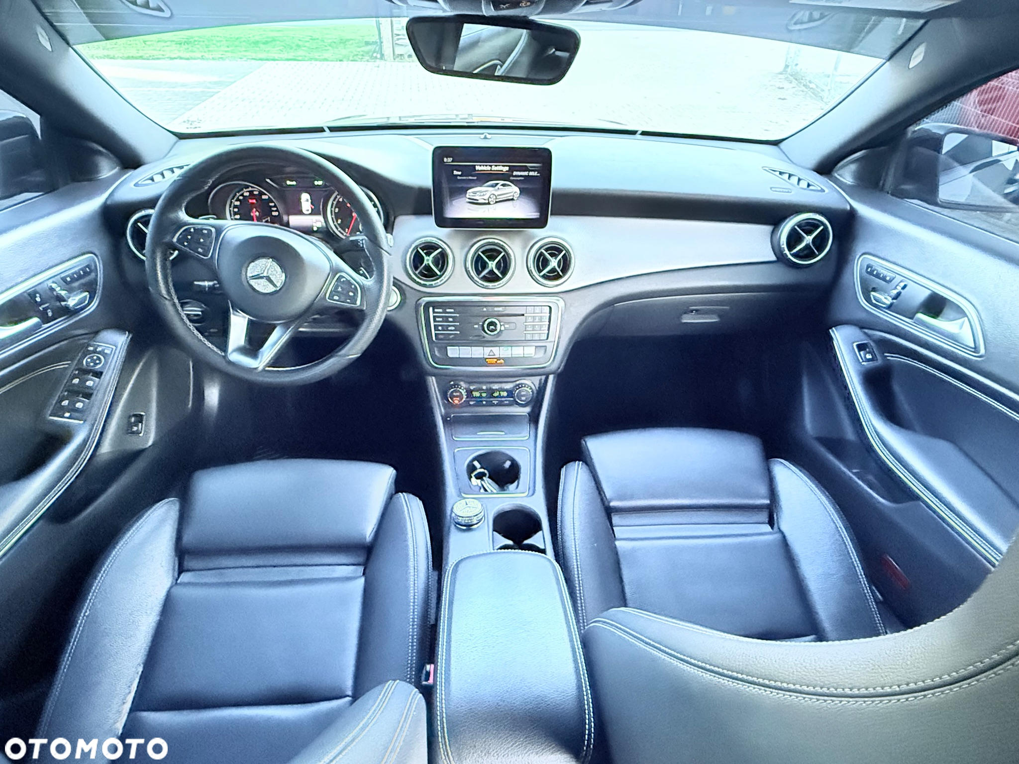 Mercedes-Benz CLA 250 4-Matic AMG Line - 9