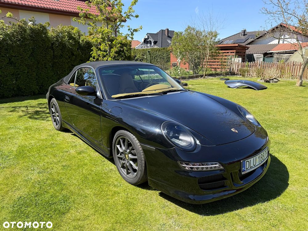 Porsche 911 Carrera - 12