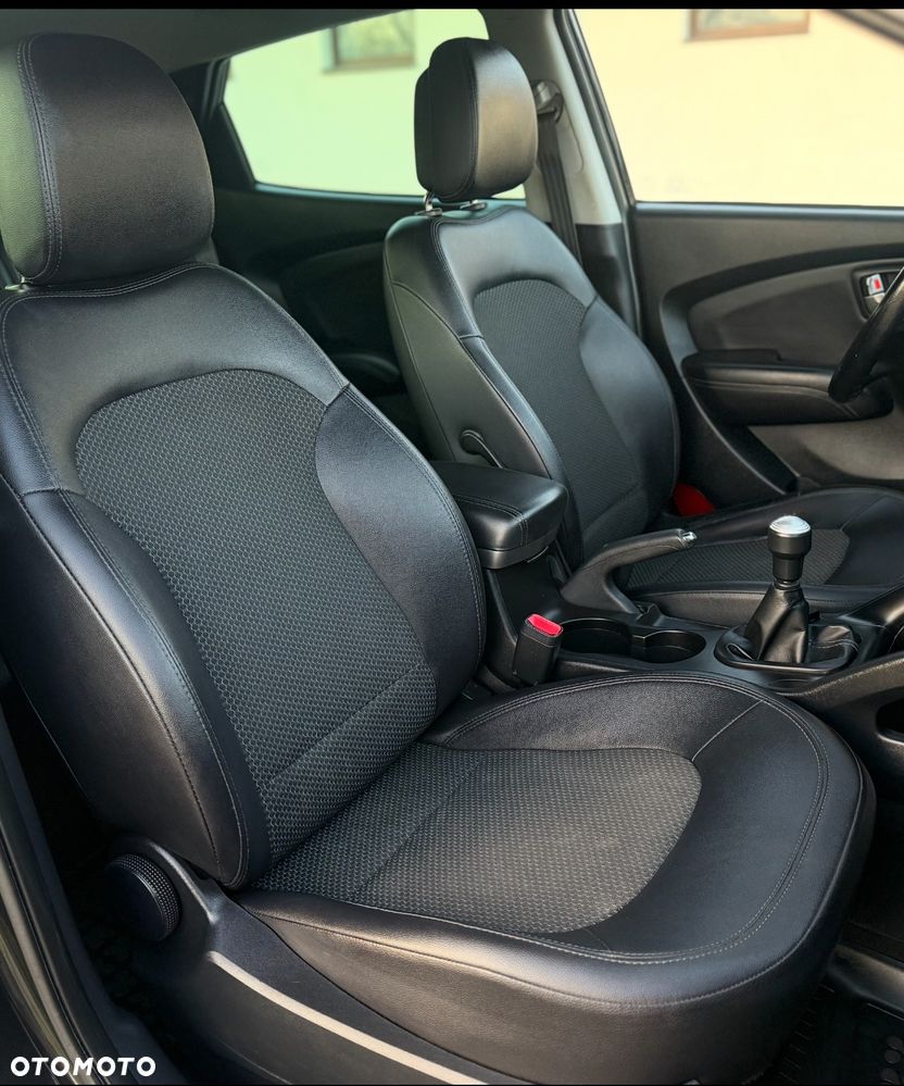 Hyundai ix35 - 23