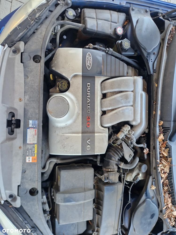 Ford Mondeo 3.0 V6 ST 220 - 9