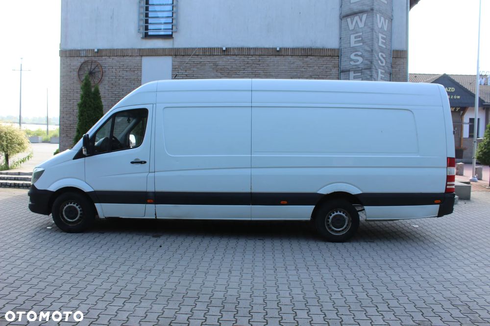 Mercedes-Benz Sprinter - 5