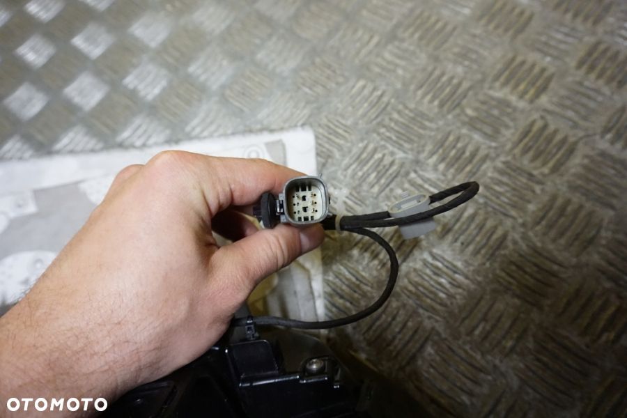 CADILLAC OPTIQ 2025 2026 - LAMPA TYŁ LEWA TYLNA LED STOP SIGNAL USA - 11