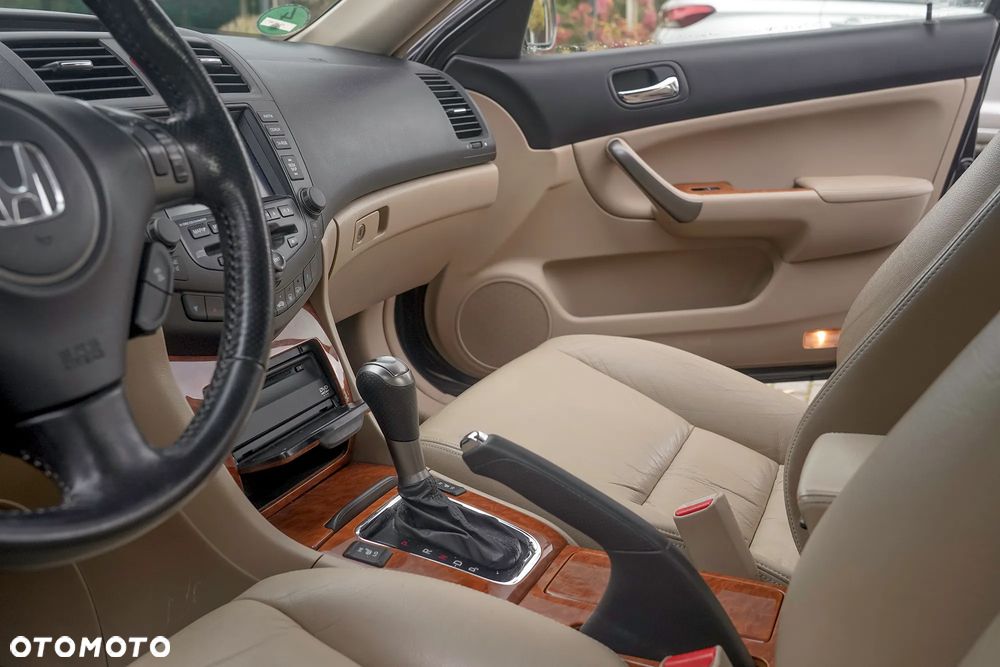 Honda Accord 2.4 Executive ACC - 21