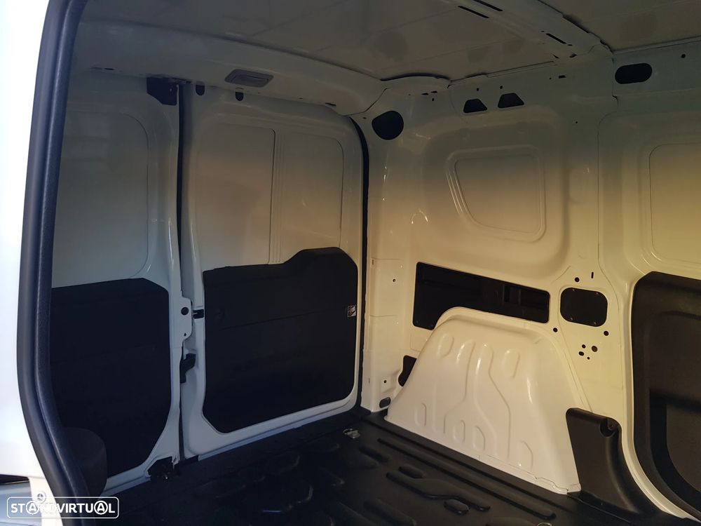 Fiat Doblo 3 Lugares - 45