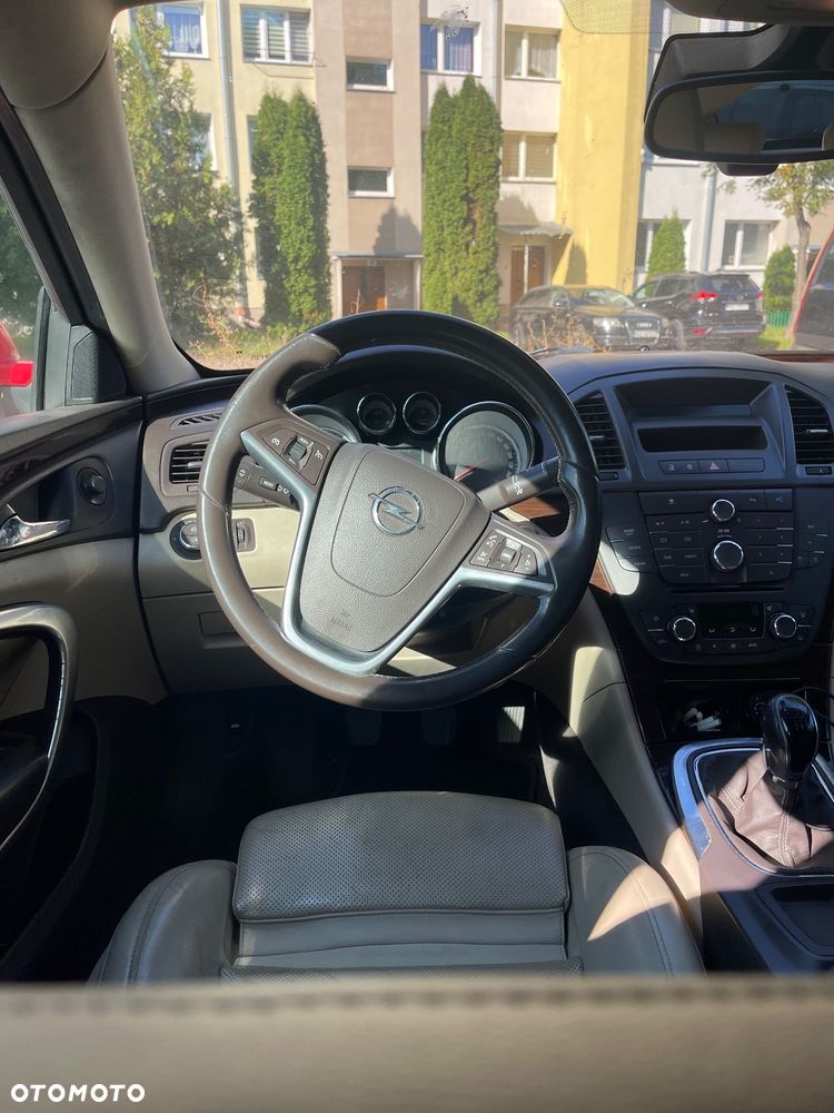 Opel Insignia 2.0 T Cosmo - 12