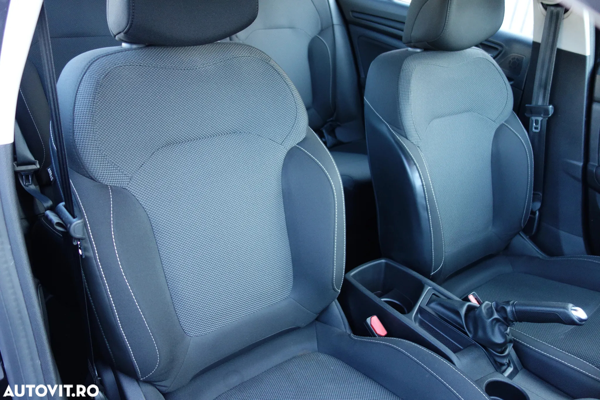 Renault Megane TCe Business - 17