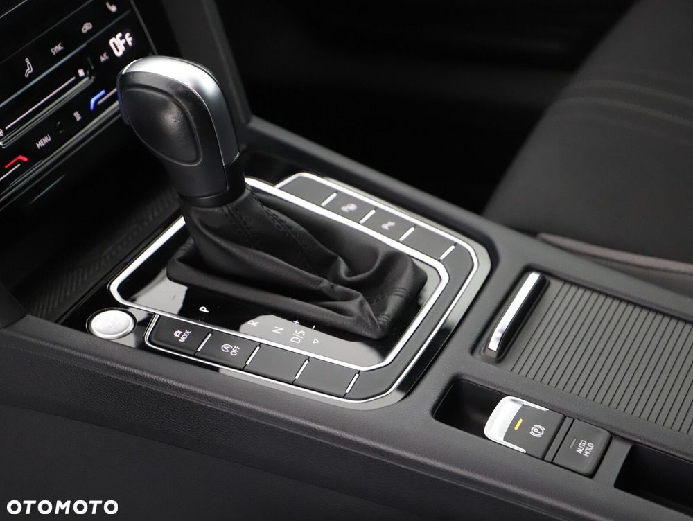 Volkswagen Passat Alltrack - 10