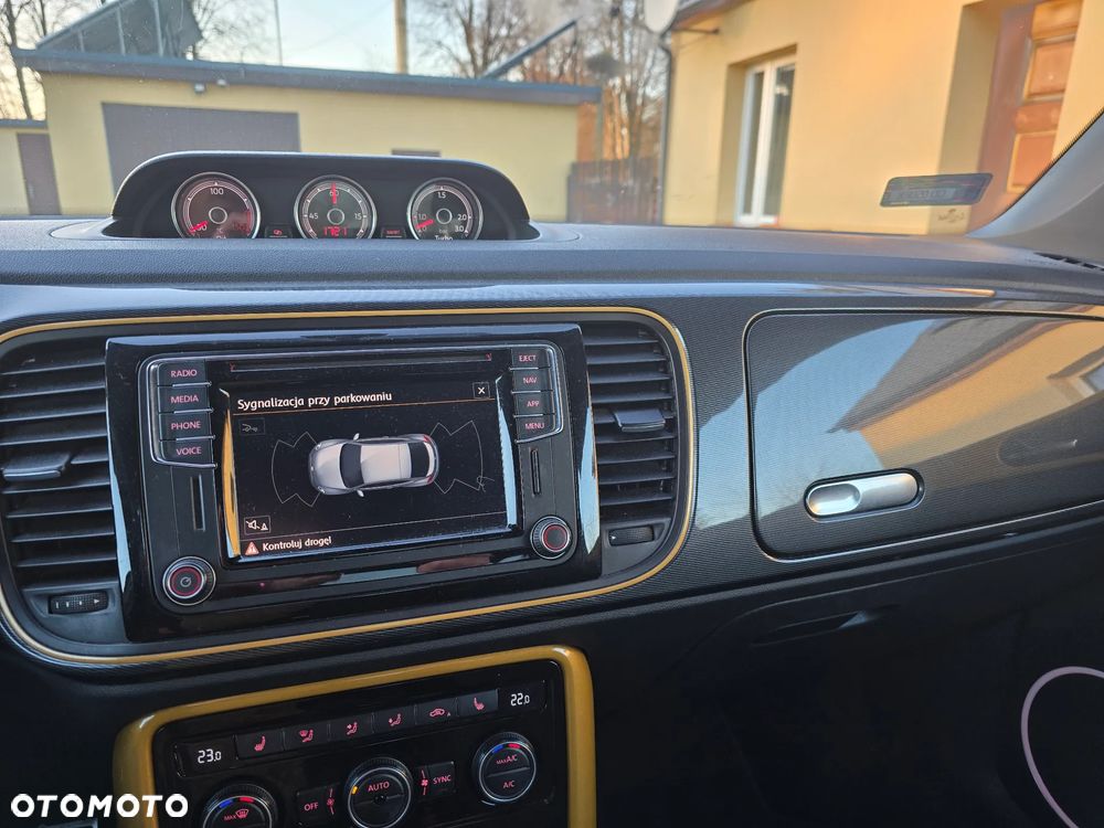 Volkswagen Beetle 1.4 TSI BMT R-Line DSG - 11