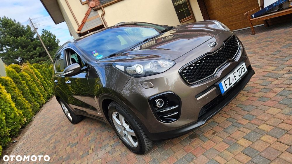 Kia Sportage 2.0 CRDI 4WD Automatik Dream-Team Edition - 11