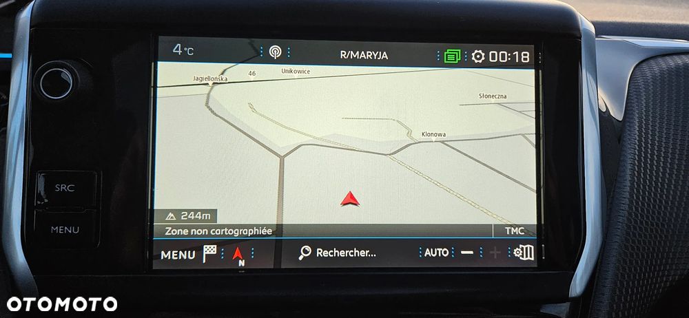 Peugeot 2008 1.6 BlueHDi Allure S&S - 13