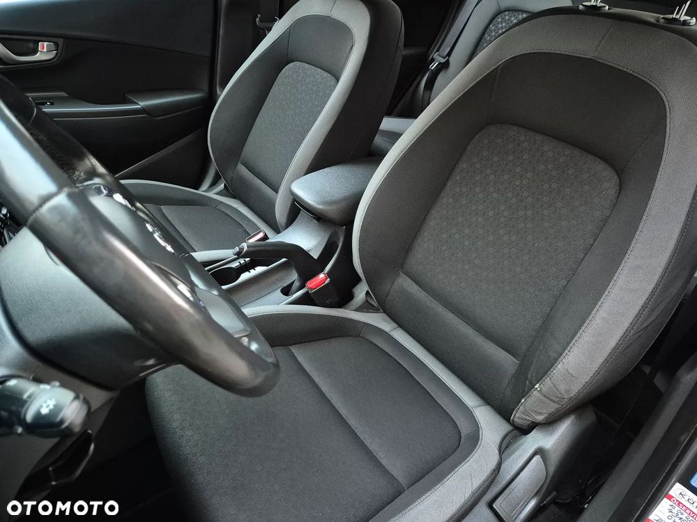 Hyundai Kona - 15