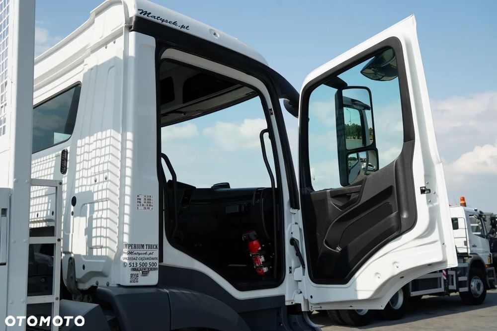 Mercedes-Benz / AROCS 2643 / 6x2 / SKRZYNIOWY - 6,4 M / HDS palfinger pk 20001-k - wysów: 10,2 M / OŚ PODNOSZONA / STEROWANIE RADIOWE / ROTATOR / WIDŁY / OPONY 100 % / 2017 ROK - 34