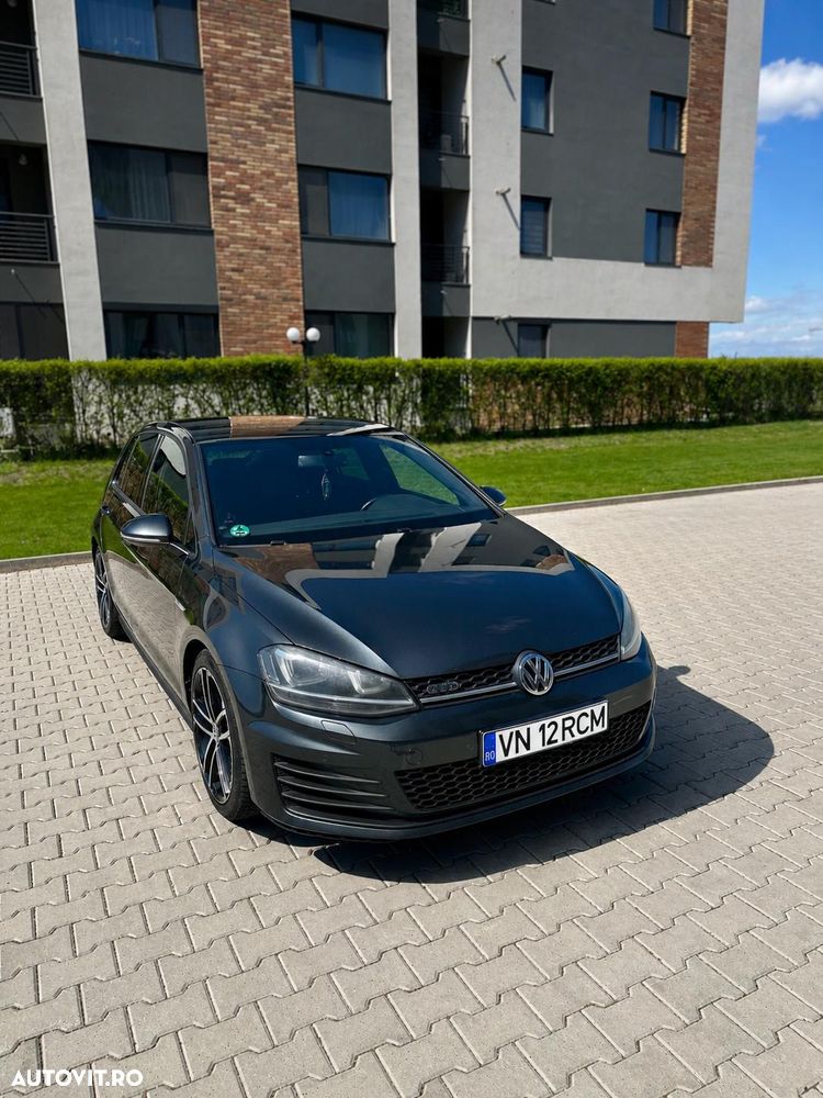 Volkswagen Golf - 7