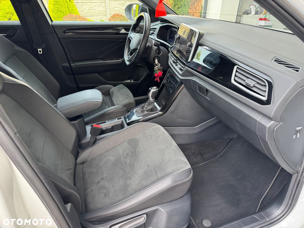 Volkswagen T-Roc - 14