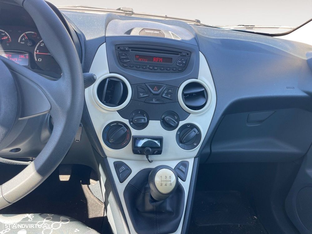 Ford KA 1.2 City - 11