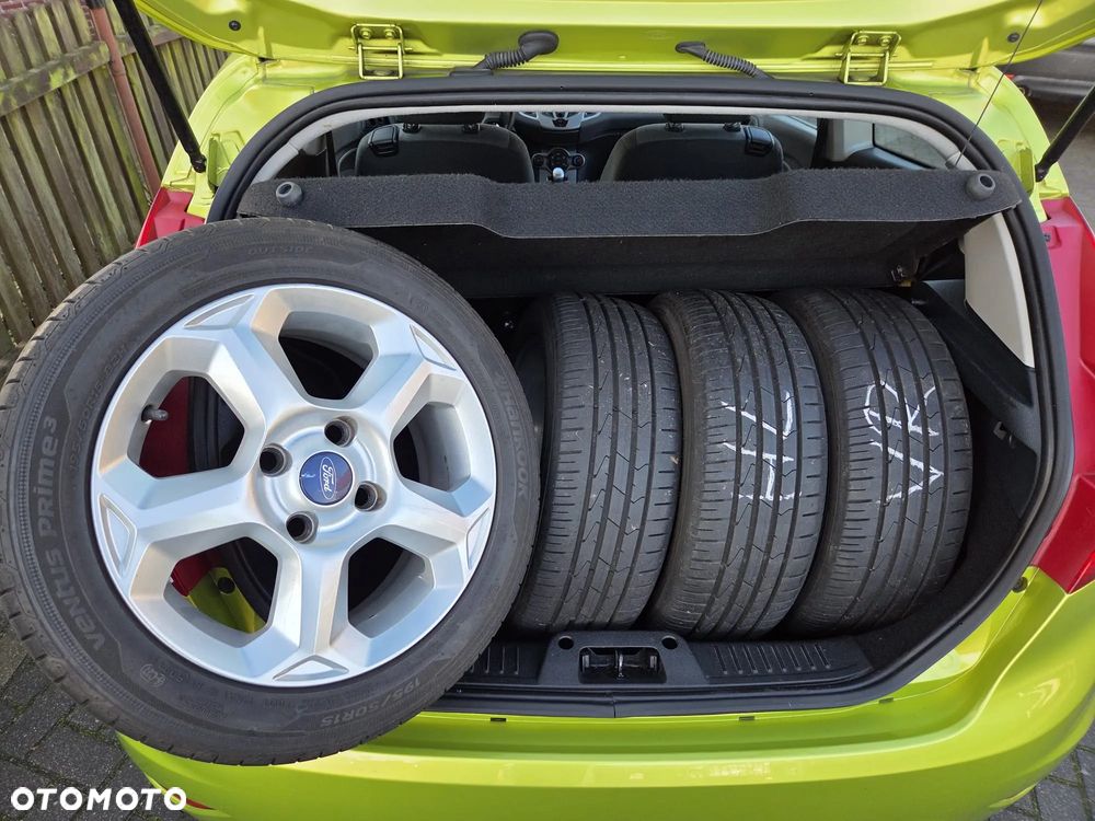 Ford Fiesta 1.4 Sport - 8