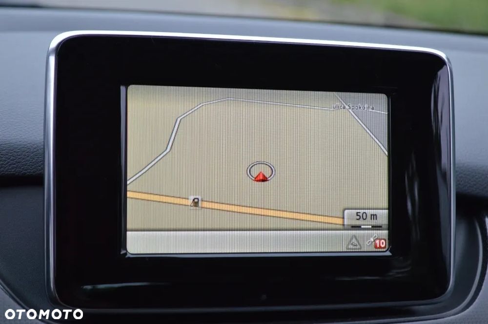 Mercedes-Benz Klasa B 180 BlueEFFICIENCY Edition - 24
