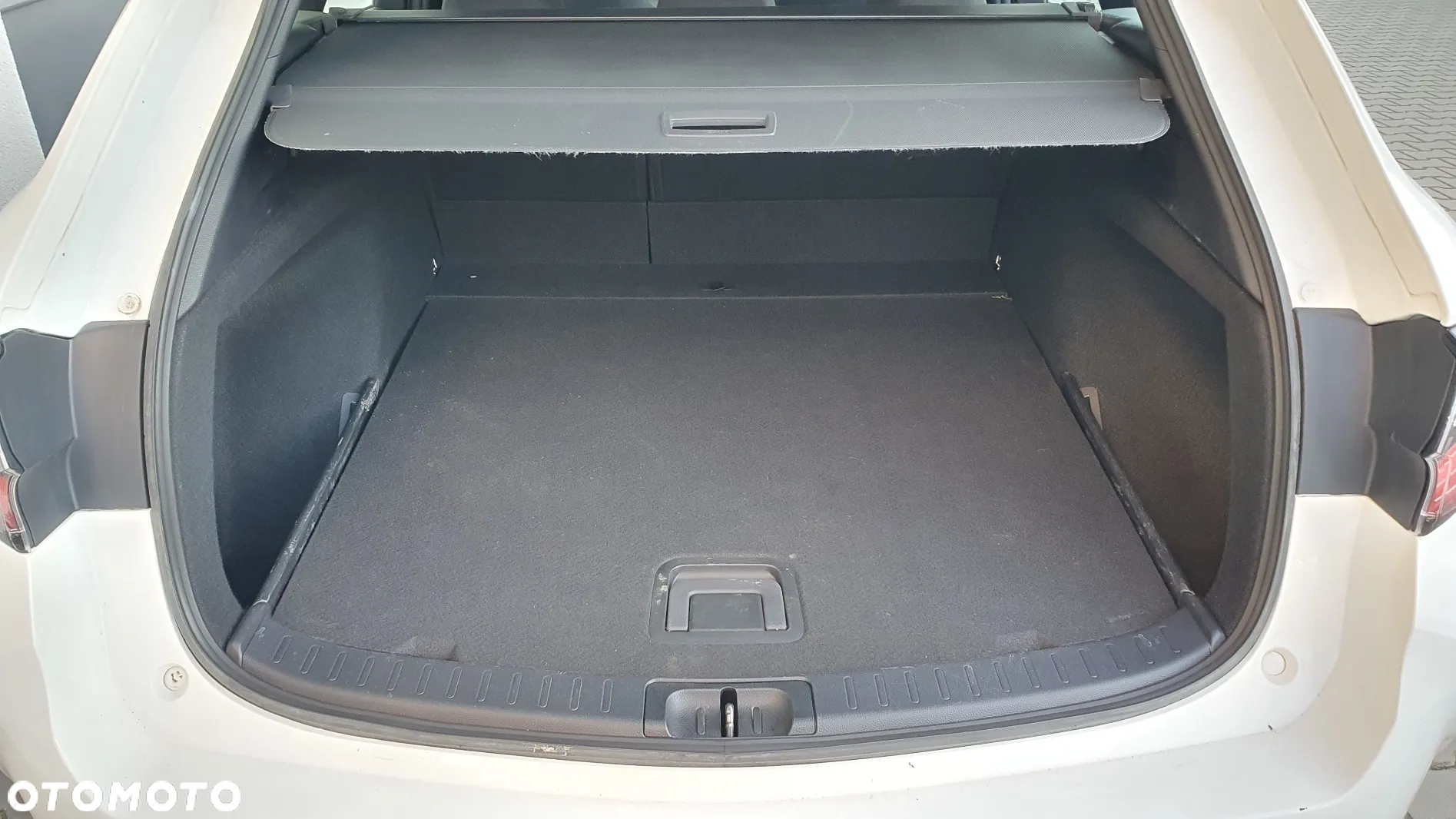 Toyota Corolla 1.2 T Comfort - 24