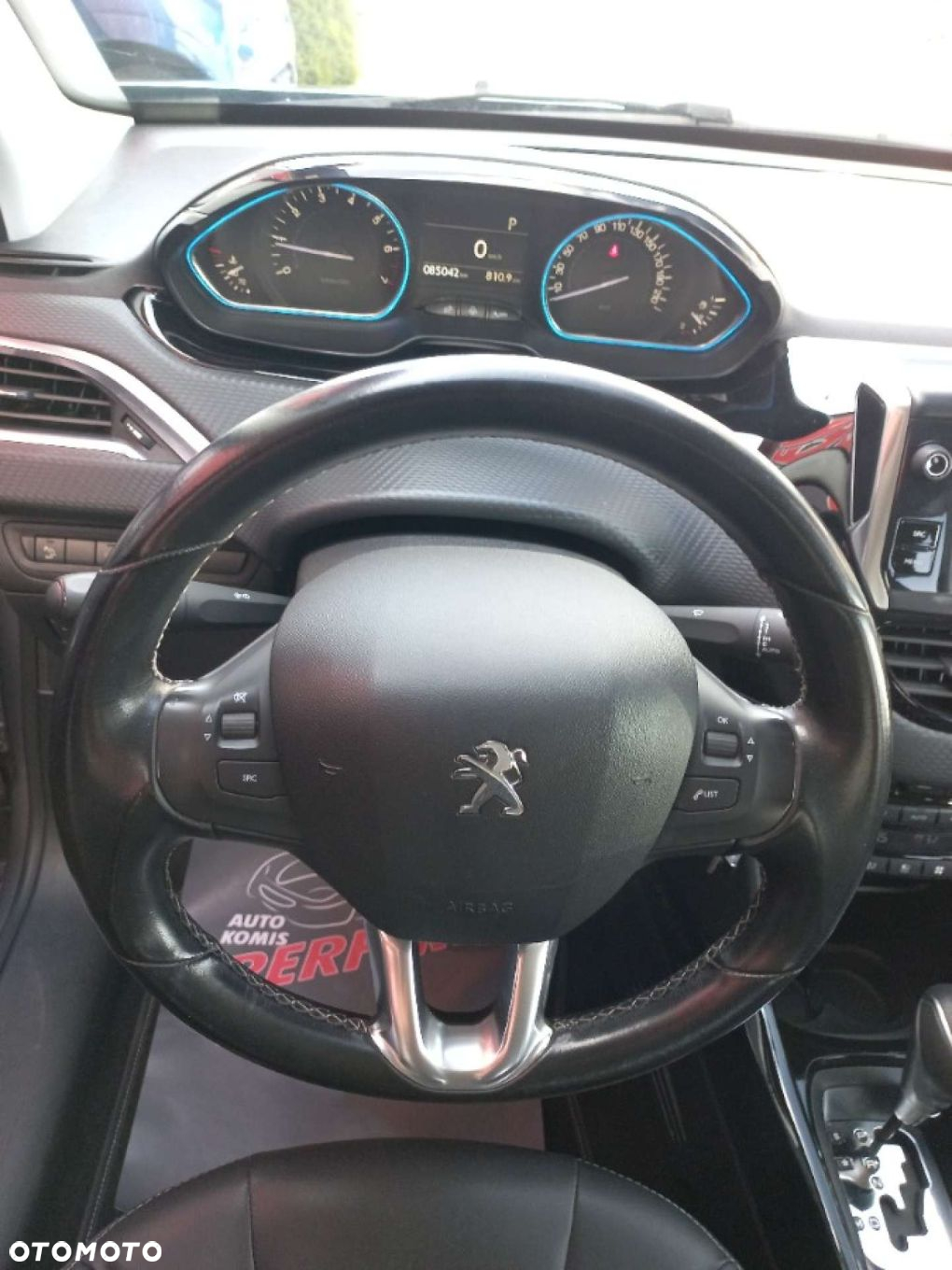 Peugeot 2008 - 13