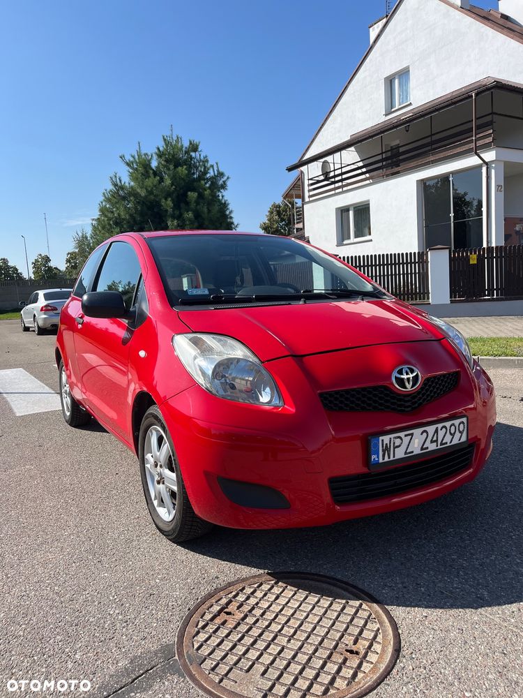 Toyota Yaris 1.0 Luna - 1