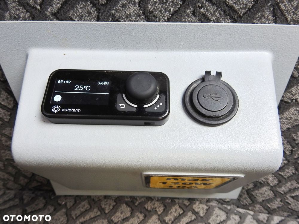 Renault MASTER  PLANDEKA 10 PALET WEBASTO TEMPOMAT LEDY PNEUMATYKA KLIMATYZACJA  165KM - 41