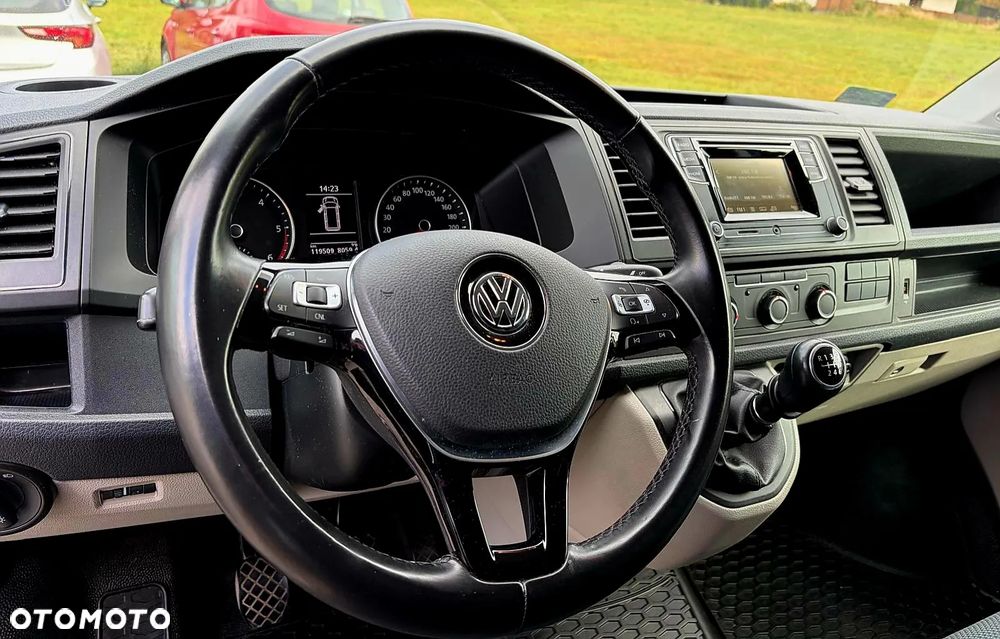 Volkswagen Transporter - 25