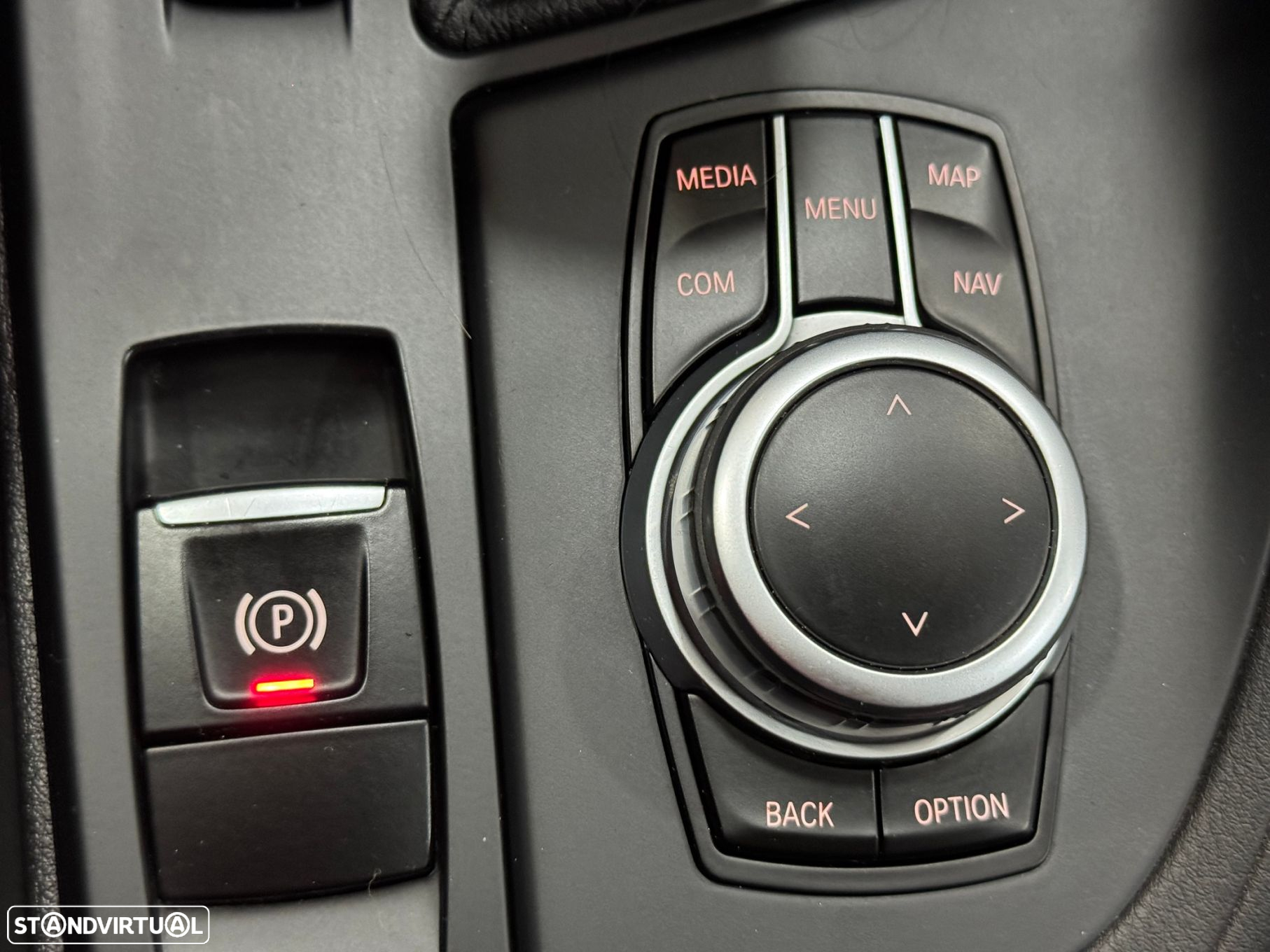 BMW X1 16 d sDrive Advantage - 31