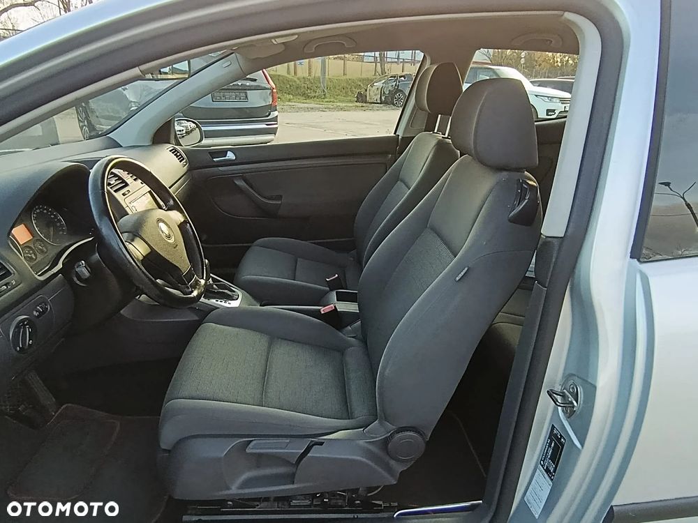 Volkswagen Golf 1.9 TDI DSG Comfortline - 19