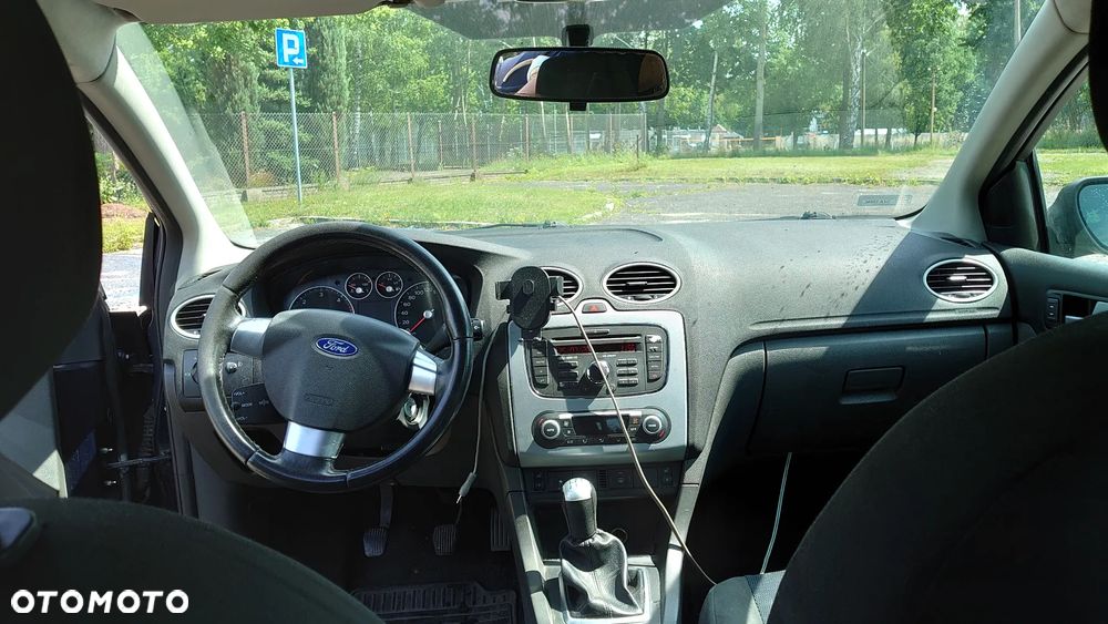Ford Focus 1.8 TDCi Ghia - 6