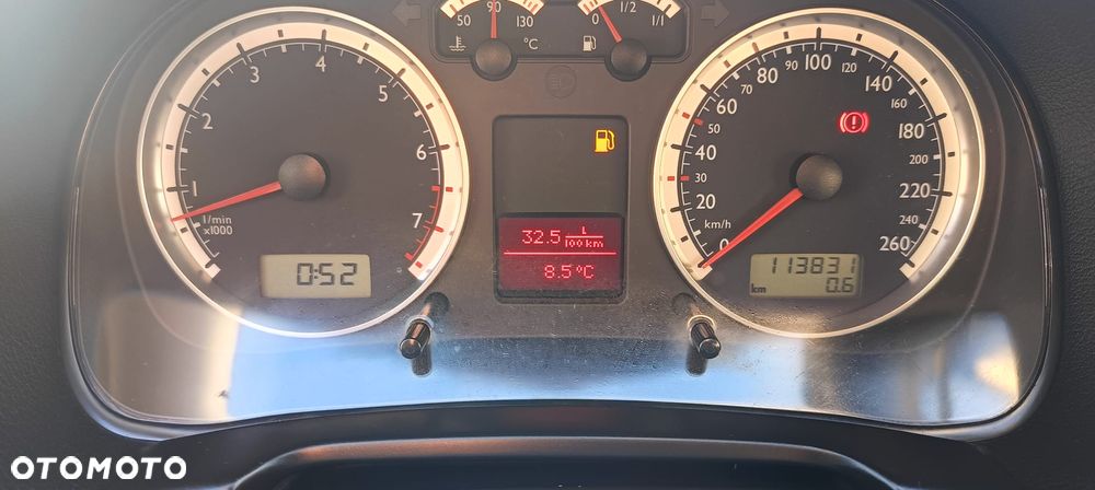 Volkswagen Bora 1.6 Comfortline - 3