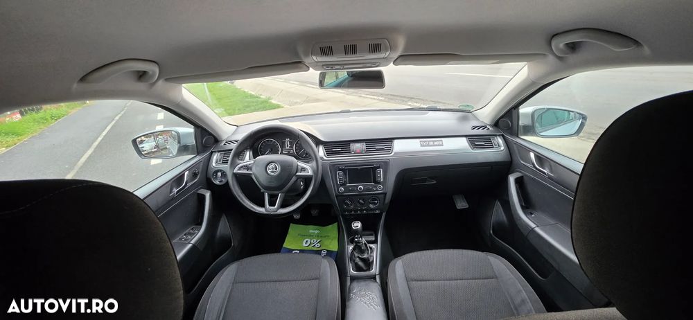 Skoda Rapid 1.6 TDI Elegance Green tec - 10