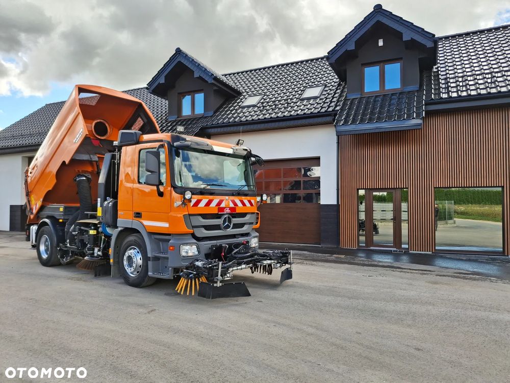Mercedes-Benz Actros 1932 Zamiatarka FAUN Szczotki L/R Odchwaszczarka Szczotki Przednie 2014r PM10 Rura Do Liści Dodatkowy Zbiornik Wody Hydrostat Pneumatyka 3237 MTH - 8