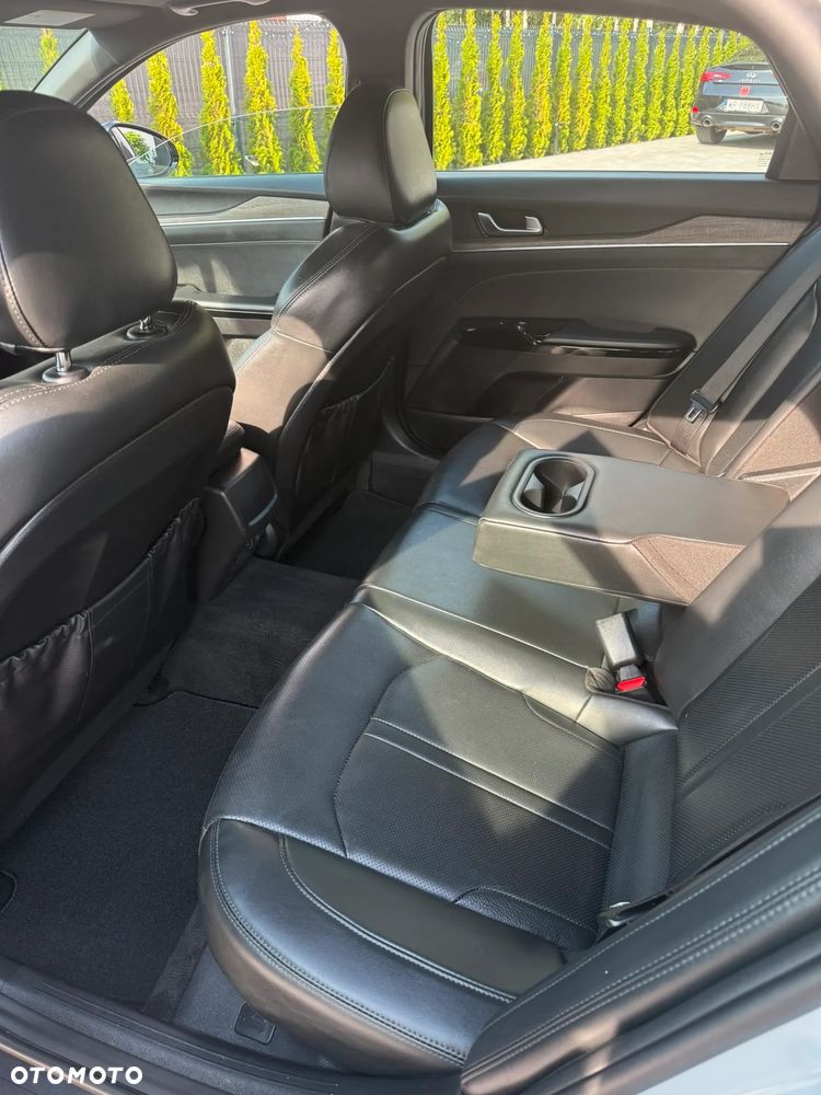 Kia K5 - 14