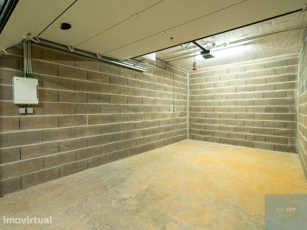 Garagem Box para Venda no Centro de Portimão - Grande imagem: 2/22