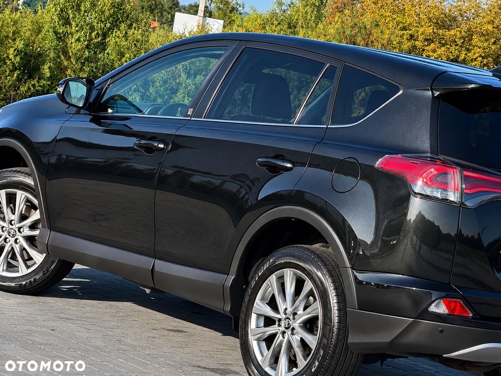 Toyota RAV4 2.0 4x4 Start&Stop Team Deutschland - 13