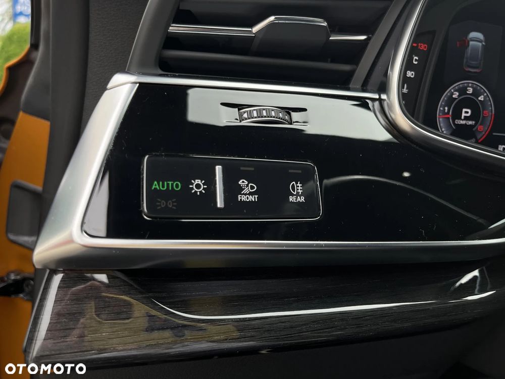 Audi Q8 - 24