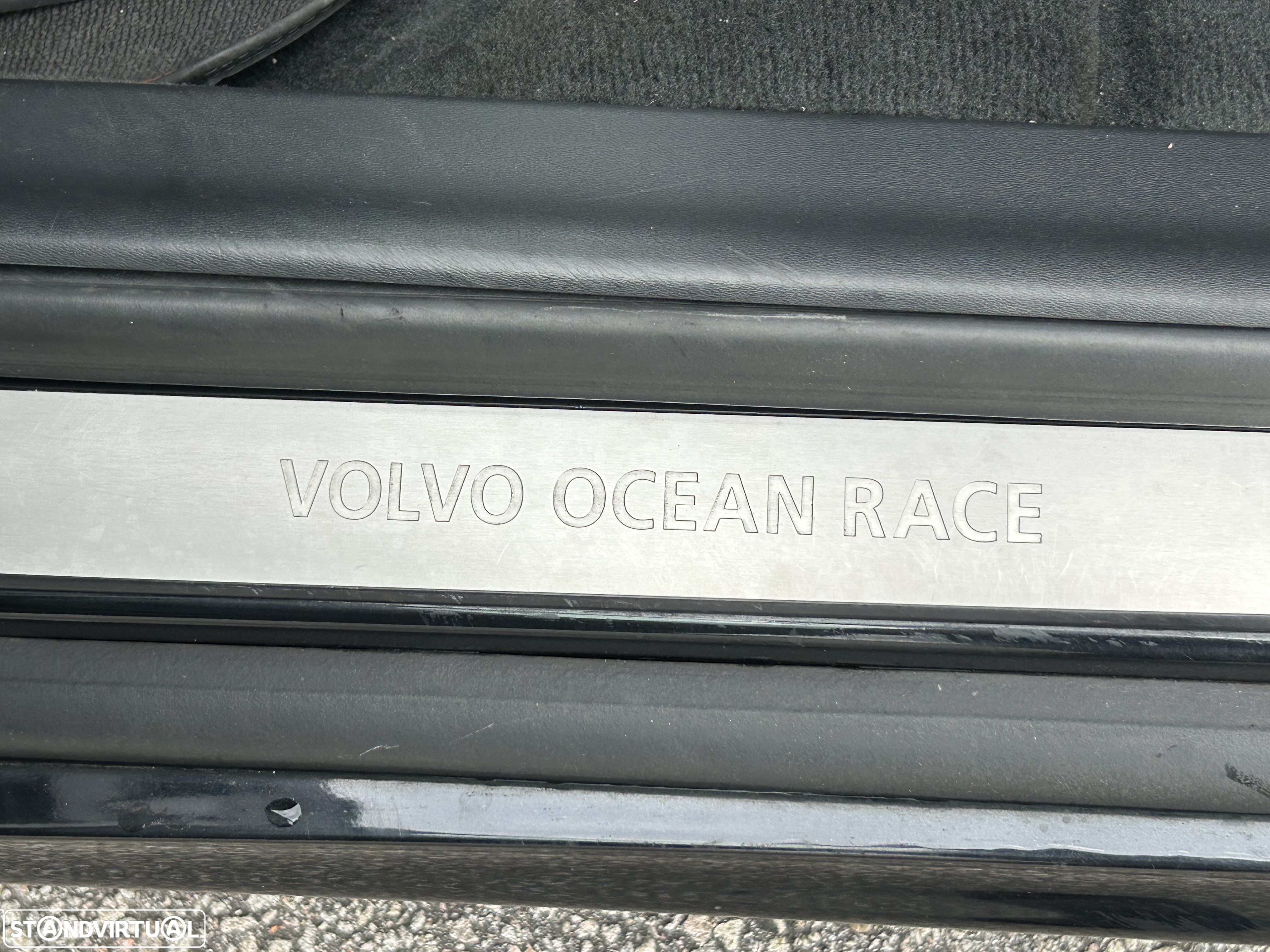 Volvo XC 60 2.0 D4 VOR - 17