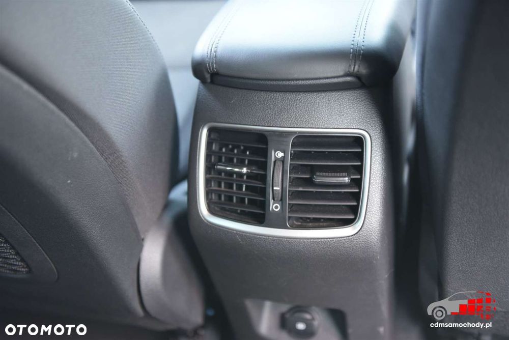 Hyundai Tucson 1.6 GDI BlueDrive Style 2WD - 24