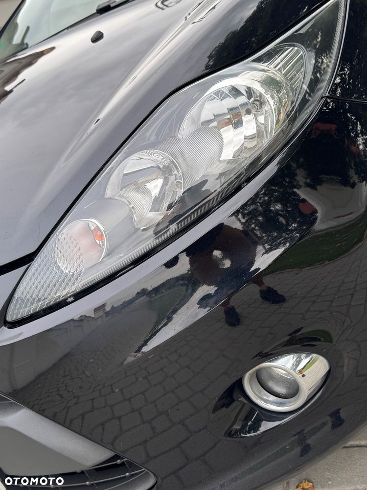 Ford Fiesta - 12