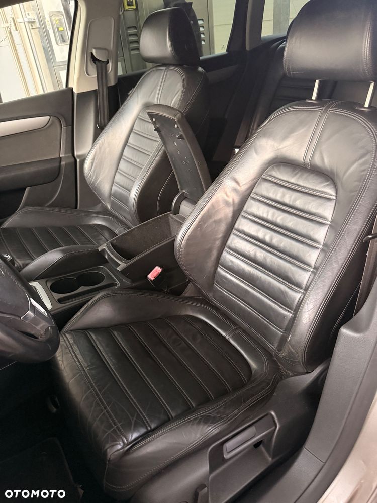 Volkswagen Passat - 14