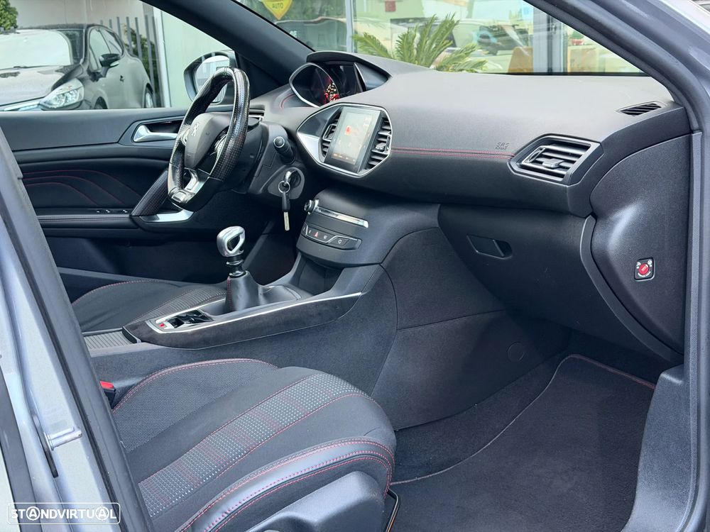 Peugeot 308 SW 1.6 BlueHDi GT Line - 23