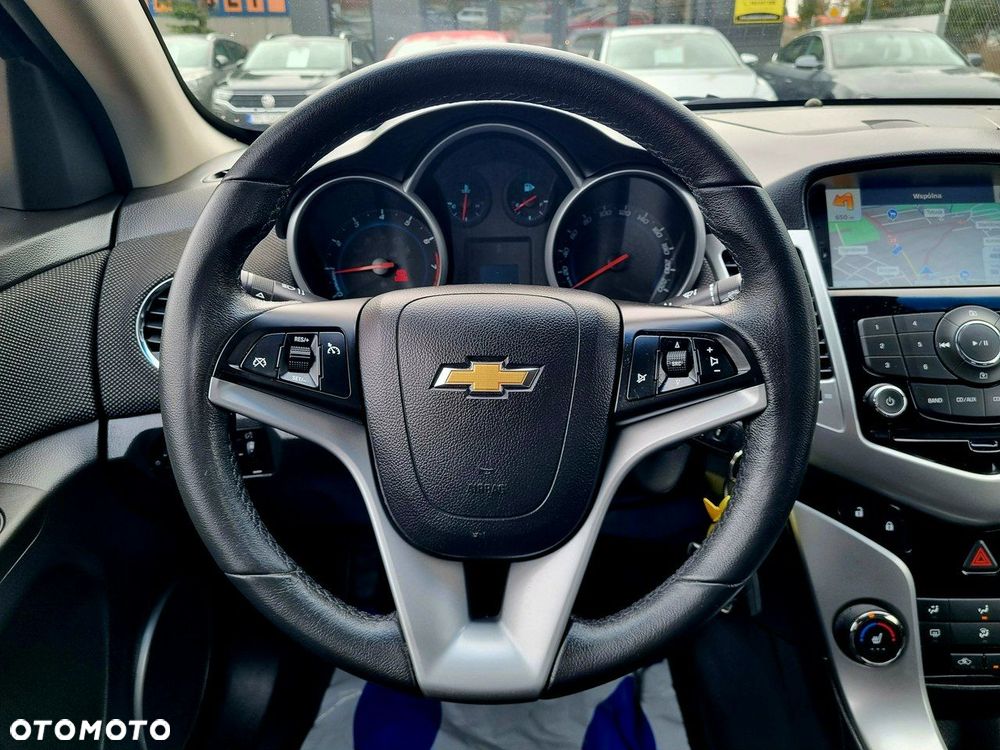 Chevrolet Cruze 1.8 LS - 14