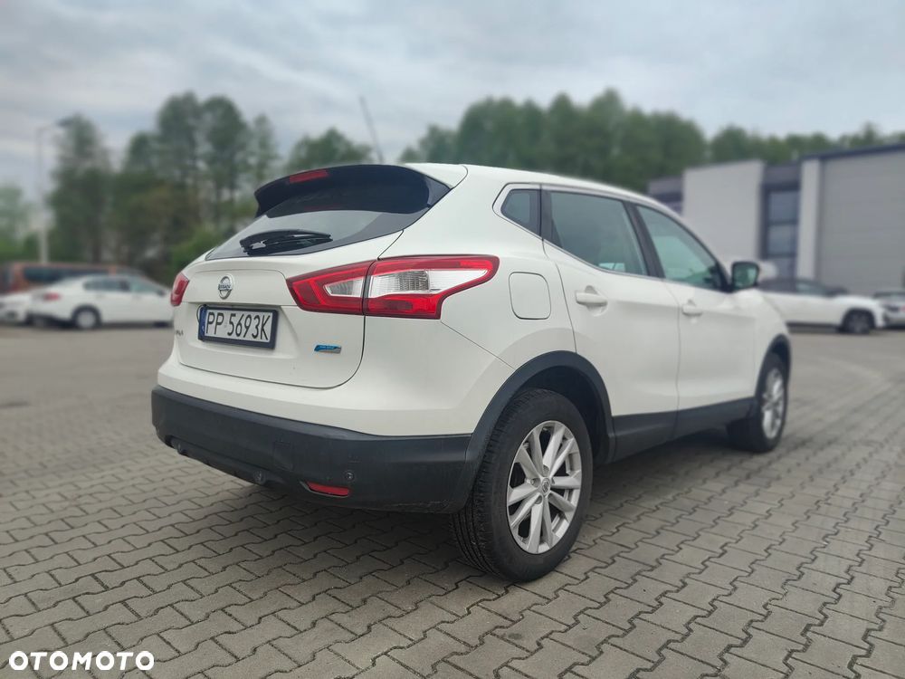 Nissan Qashqai - 4