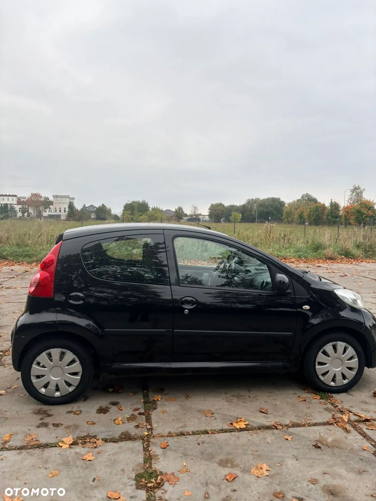 Peugeot 107 - 6